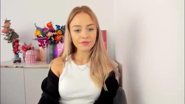 Image 11 of perfectxcindy Stream on Chaturbate on 3 days ago
