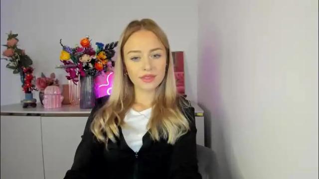 Image 2 of perfectxcindy Stream on Chaturbate on 3 days ago