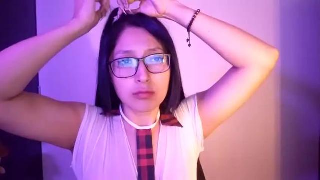 Image 10 of perla_brownn Stream on Chaturbate on 18 months ago