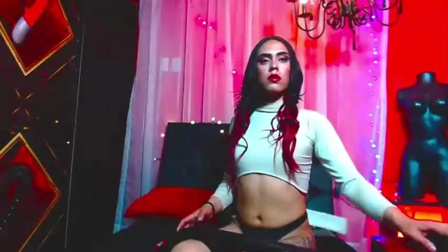 Image 10 of perla_cortes Stream on Chaturbate on 17 months ago