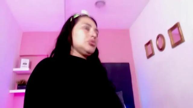 Image 11 of perla_delicious Stream on Chaturbate on 17 months ago