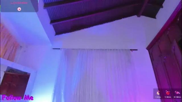 Image 7 of perla_hott1 Stream on Chaturbate on 1 month ago