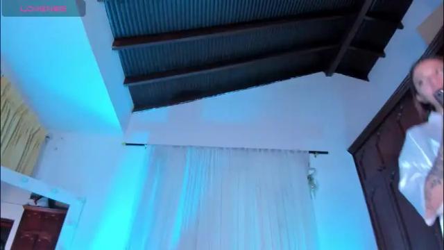 Image 12 of perla_hott1 Stream on Chaturbate on 1 day ago