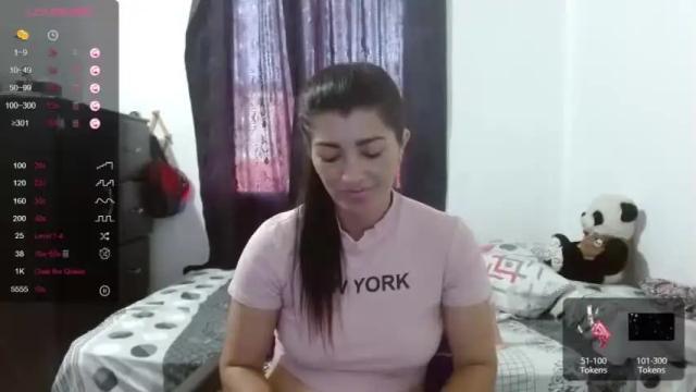 Image 12 of perla_pariis Stream on Chaturbate on 18 months ago