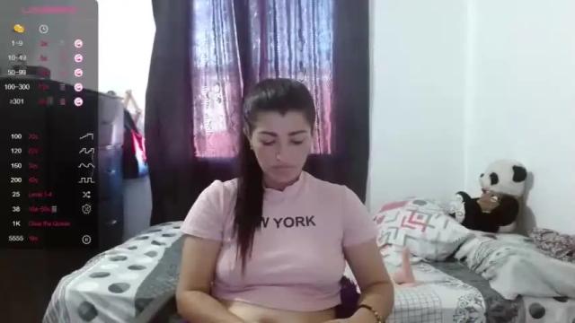 Image 3 of perla_pariis Stream on Chaturbate on 18 months ago