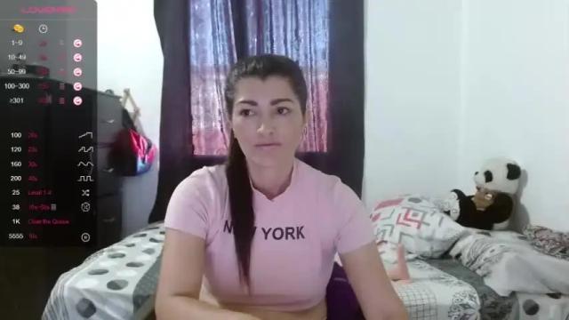 Image 6 of perla_pariis Stream on Chaturbate on 18 months ago