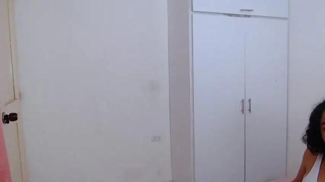 Image 12 of perla_sweet21 Stream on Chaturbate on 16 months ago