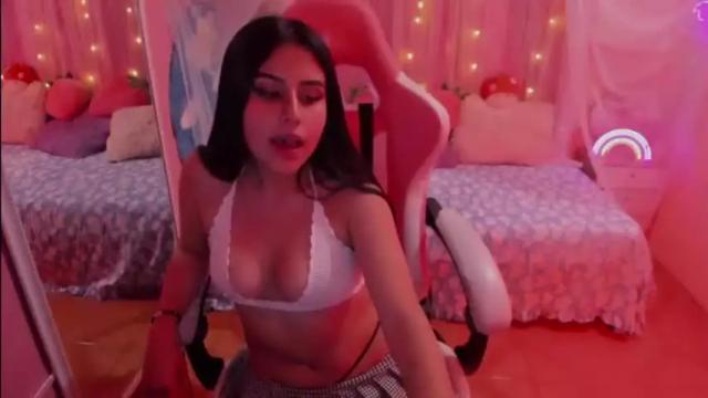 Image 7 of perlaa_03 Stream on Chaturbate on 13 months ago