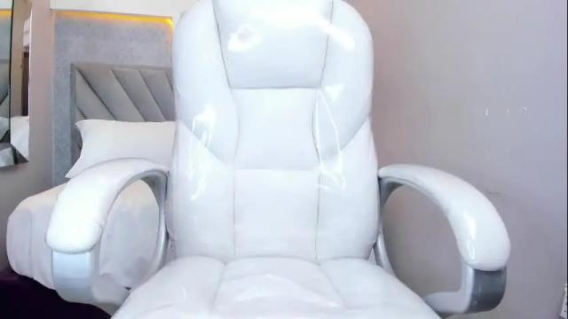Image 11 of perlaevansx Stream on Chaturbate on 1 month ago