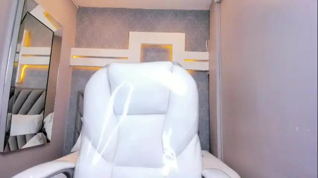 Image 4 of perlaevansx Stream on Chaturbate on 1 month ago