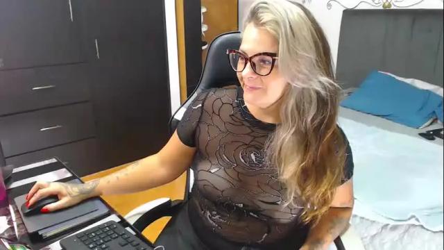 Image 4 of perlagoloza05 Stream on Chaturbate on 11 days ago