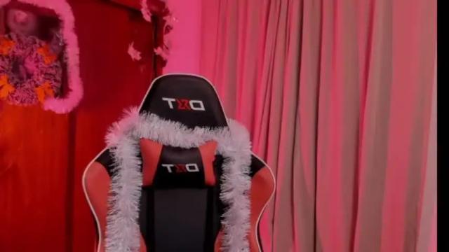 Image 11 of persefone666 Stream on Chaturbate on 16 months ago