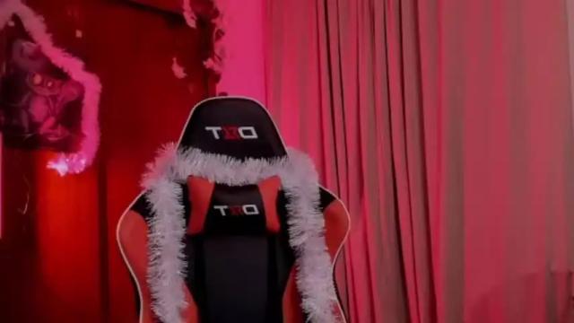 Image 2 of persefone666 Stream on Chaturbate on 16 months ago