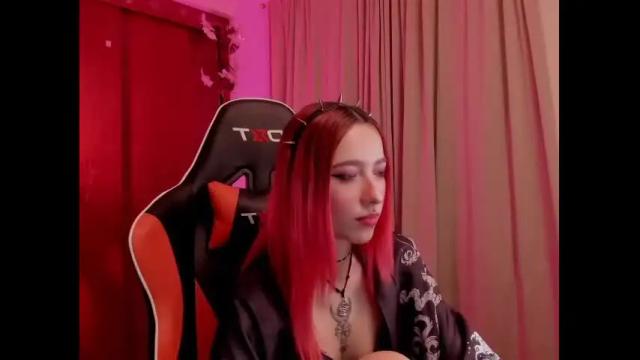 Image 11 of persefone666 Stream on Chaturbate on 17 months ago