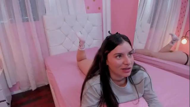Image 2 of persefone_saira Stream on Chaturbate on 15 days ago