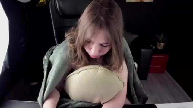 Image 12 of persinaky Stream on Chaturbate on 15 months ago