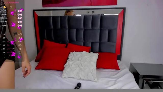 Image 10 of pervert_milf2023 Stream on Chaturbate on 13 months ago