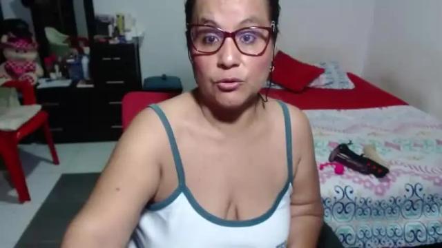 Image 3 of pervert_mommy_x Stream on Chaturbate on 12 months ago