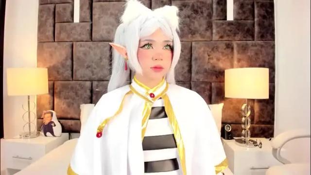 Image 2 of petit_rosseowo Stream on Chaturbate on 5 months ago