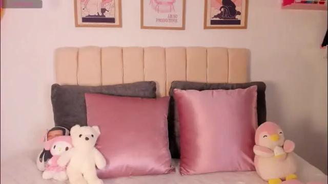 Thumbnail 1, petit_rosseowo's Stream at Chaturbate, 2 months ago