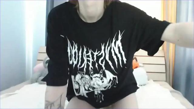 Image 6 of petitbelle Stream on Chaturbate on 18 months ago