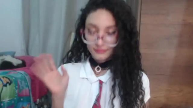 Thumbnail 1, petite_kurly_qt's Stream at Chaturbate, 18 months ago