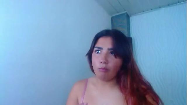 Image 2 of petite_lucy18 Stream on Chaturbate on 2 months ago