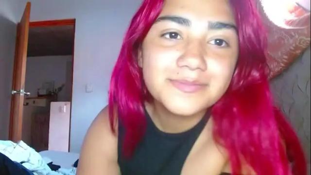 Image 3 of petite_lucy18 Stream on Chaturbate on 10 days ago