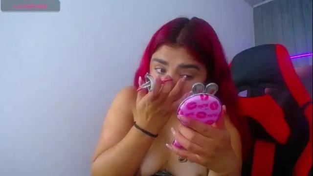 Image 7 of petite_lucy18 Stream on Chaturbate on 2 days ago