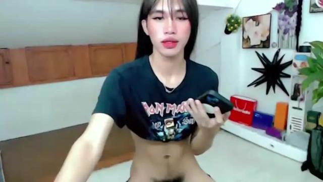 Image 12 of petite_sexycum Stream on Chaturbate on 15 months ago