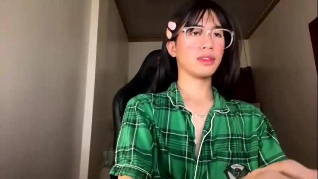 Image 12 of petite_sexycum Stream on Chaturbate on 25 days ago