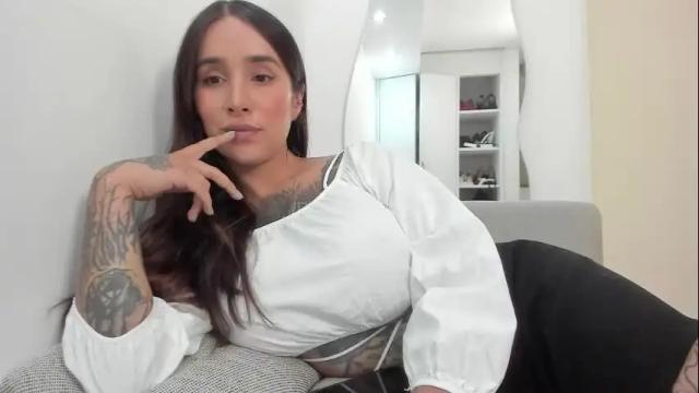 Thumbnail 1, petitealejats's Stream at Chaturbate, 1 month ago