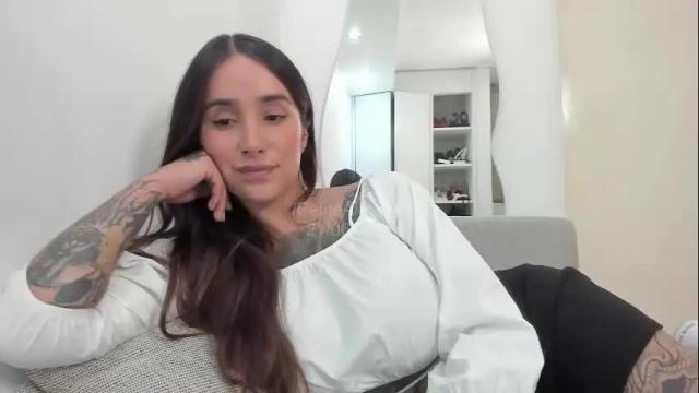 Thumbnail 2, petitealejats's Stream at Chaturbate, 1 month ago