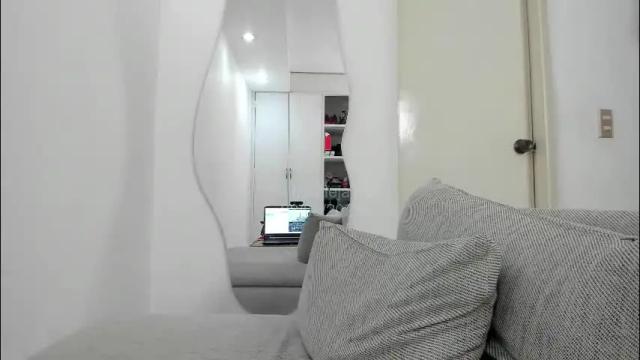 Image 11 of petitealejats Stream on Chaturbate on 25 days ago