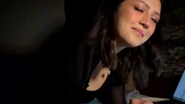 Image 4 of petitebabydaisy Stream on Chaturbate on 18 months ago