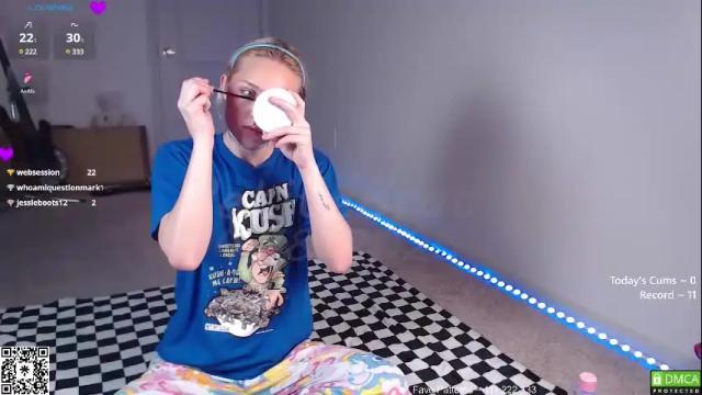 Image 10 of petitebrat Stream on Chaturbate on 1 month ago