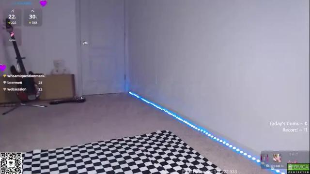 Image 12 of petitebrat Stream on Chaturbate on 1 month ago