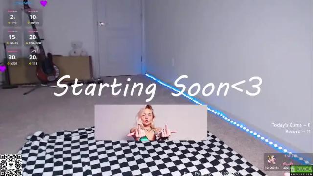Image 2 of petitebrat Stream on Chaturbate on 1 month ago