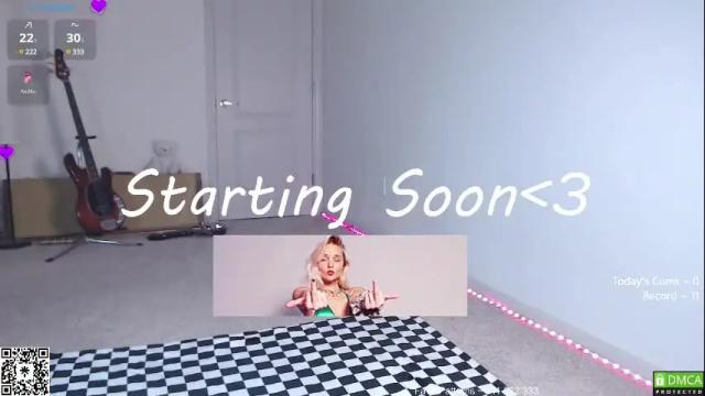 Image 3 of petitebrat Stream on Chaturbate on 1 month ago