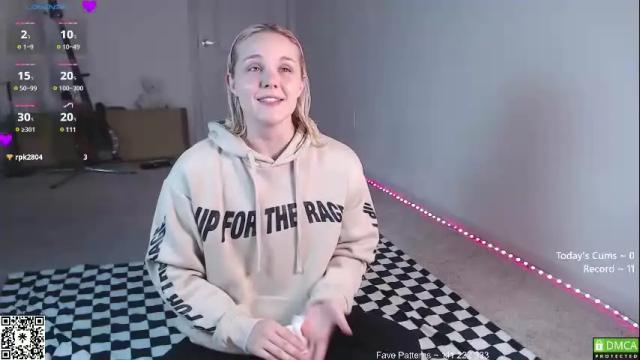 Image 6 of petitebrat Stream on Chaturbate on 1 month ago