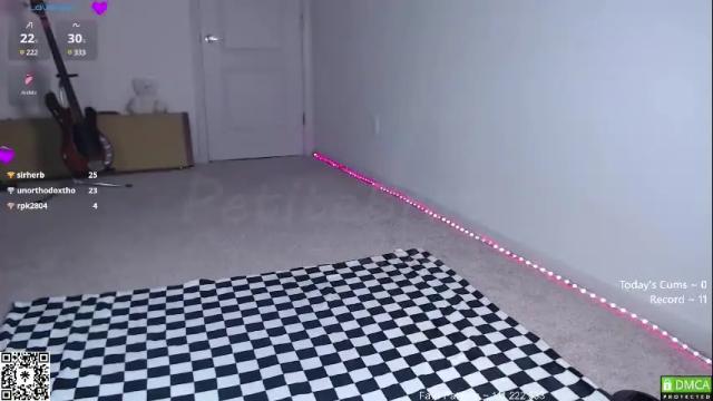 Image 8 of petitebrat Stream on Chaturbate on 1 month ago