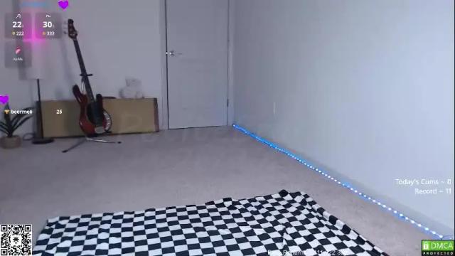 Image 12 of petitebrat Stream on Chaturbate on 1 month ago