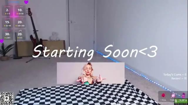 Image 3 of petitebrat Stream on Chaturbate on 1 month ago