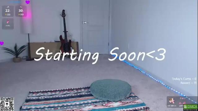 Image 3 of petitebrat Stream on Chaturbate on 1 month ago