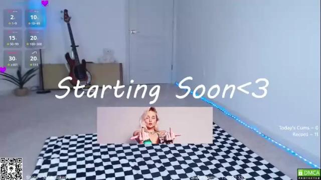 Image 3 of petitebrat Stream on Chaturbate on 25 days ago