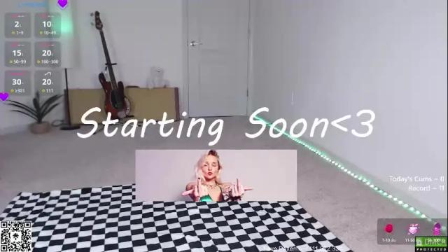 Image 2 of petitebrat Stream on Chaturbate on 18 days ago