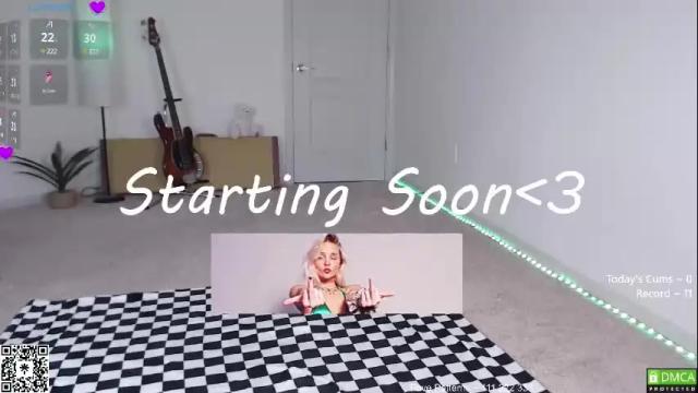 Image 3 of petitebrat Stream on Chaturbate on 18 days ago