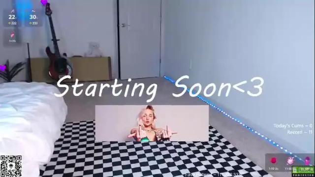 Image 6 of petitebrat Stream on Chaturbate on 5 days ago