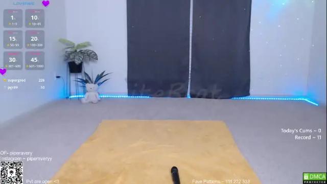 Image 11 of petitebrat Stream on Chaturbate on 1 month ago
