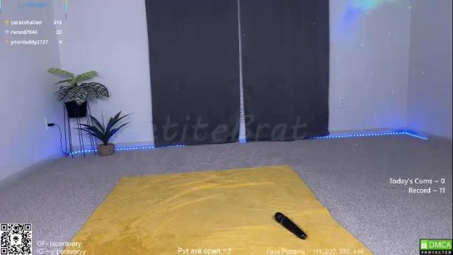 Image 12 of petitebrat Stream on Chaturbate on 1 month ago
